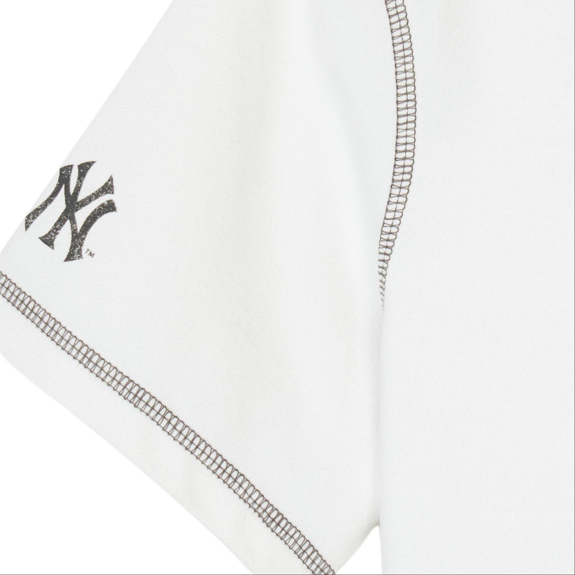 

Футболка New York Yankees женская белая MLB
