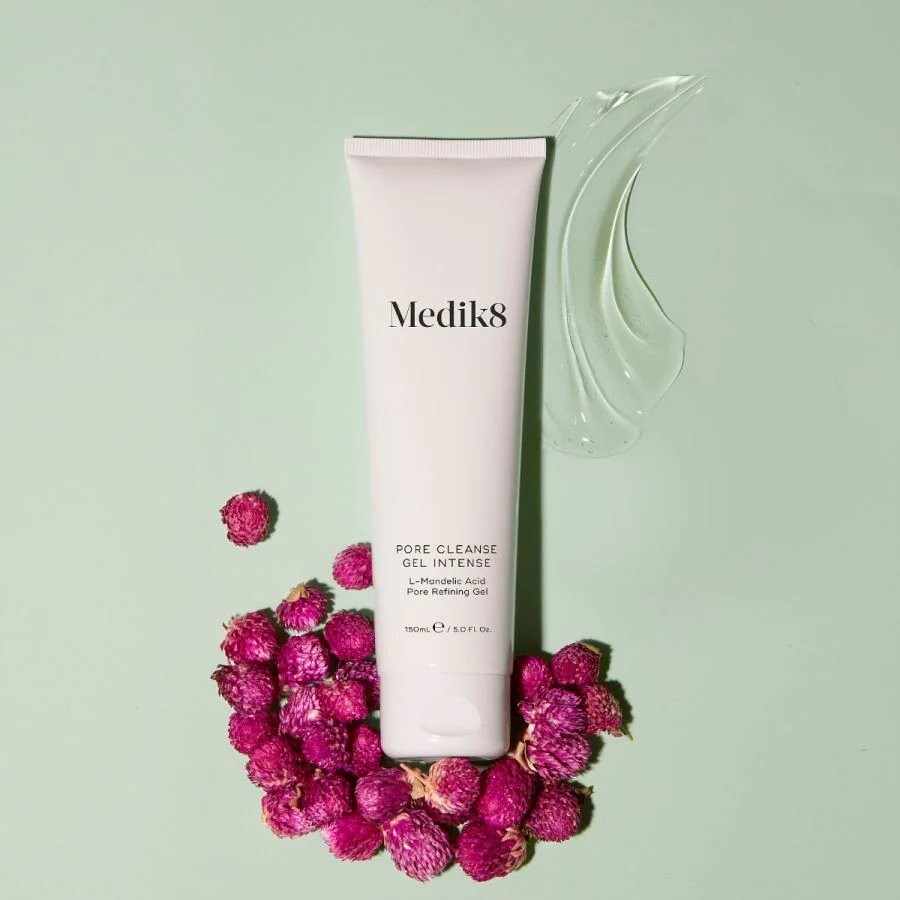 Гель для умывания Medik8 — Pore Cleanse Gel Intense, Очищающий гель для лица, минимизирующий видимость расширенных, 150 мл — фото 2
