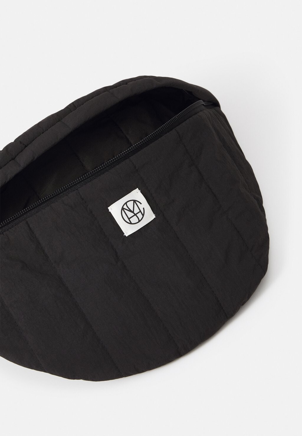 

Поясная сумка MSCHSASJA ICON BUMBAG KEY MSCH Copenhagen, черный