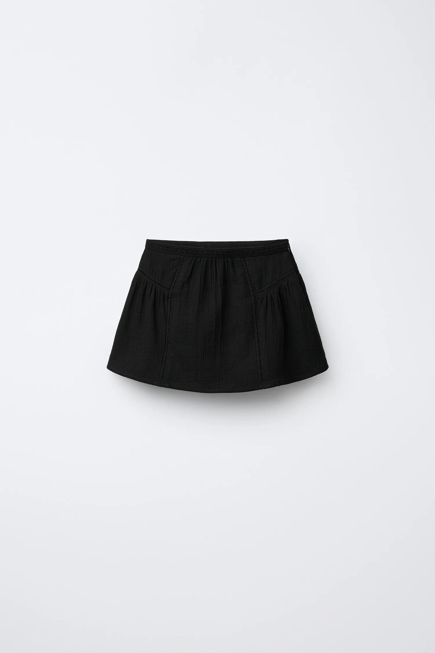 Юбка с английской бродери с рюшами Zara, черный