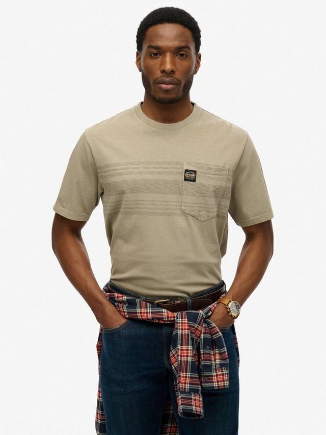 

Футболка из хлопка с контрастными полосками и карманом Superdry