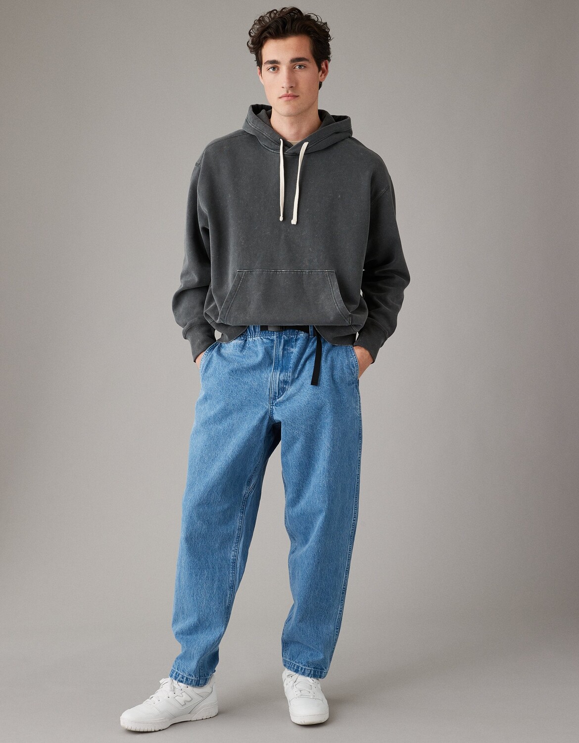 

Свободные джинсы AE с поясом American Eagle Outfitters, цвет Medium Wash