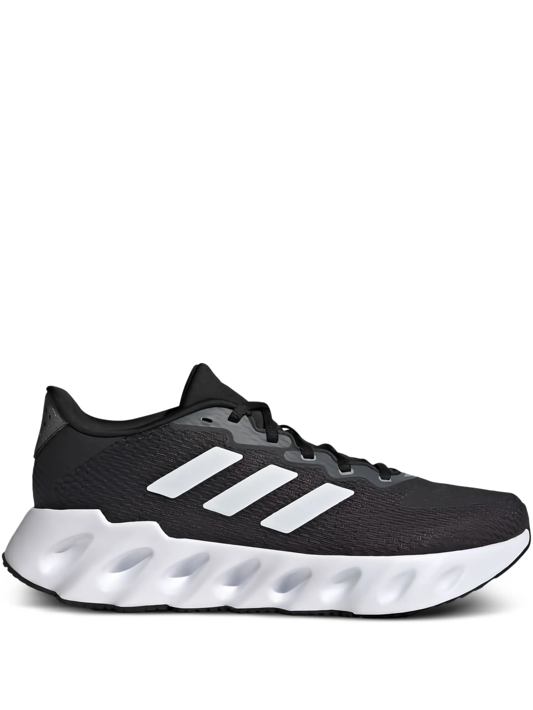 

Кроссовки Switch Run Black/White Adidas, черный