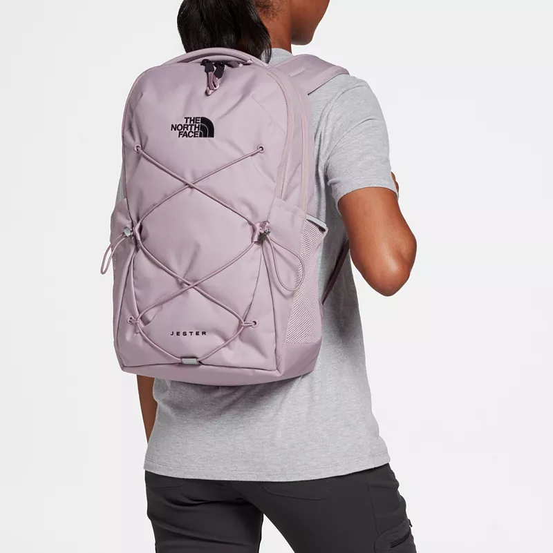 

Рюкзак The North Face Jester Classic 20, цвет Ashen Purple/Tnf Black