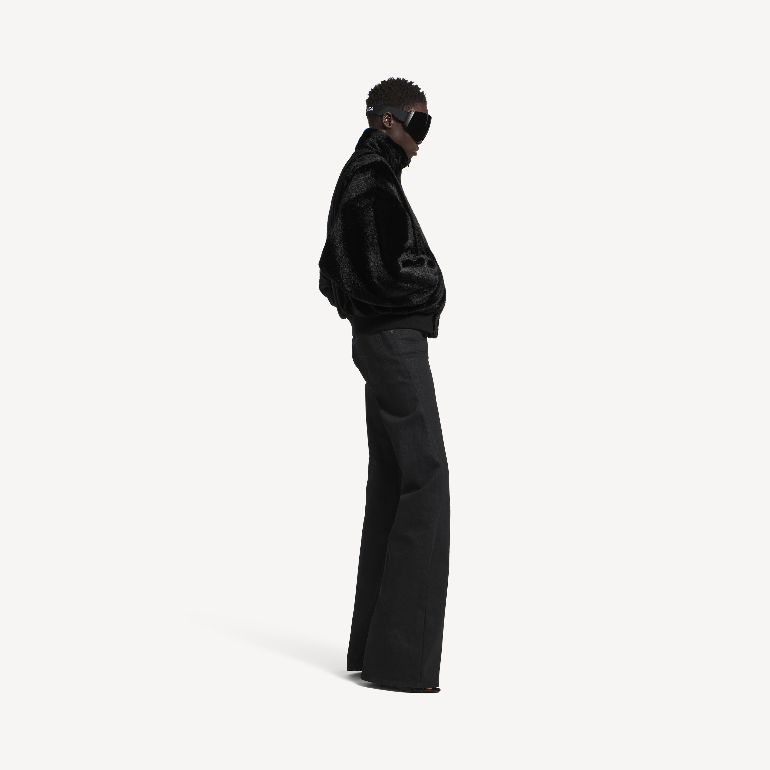 Женская укороченная куртка черного цвета BALENCIAGA, черный — фото 2