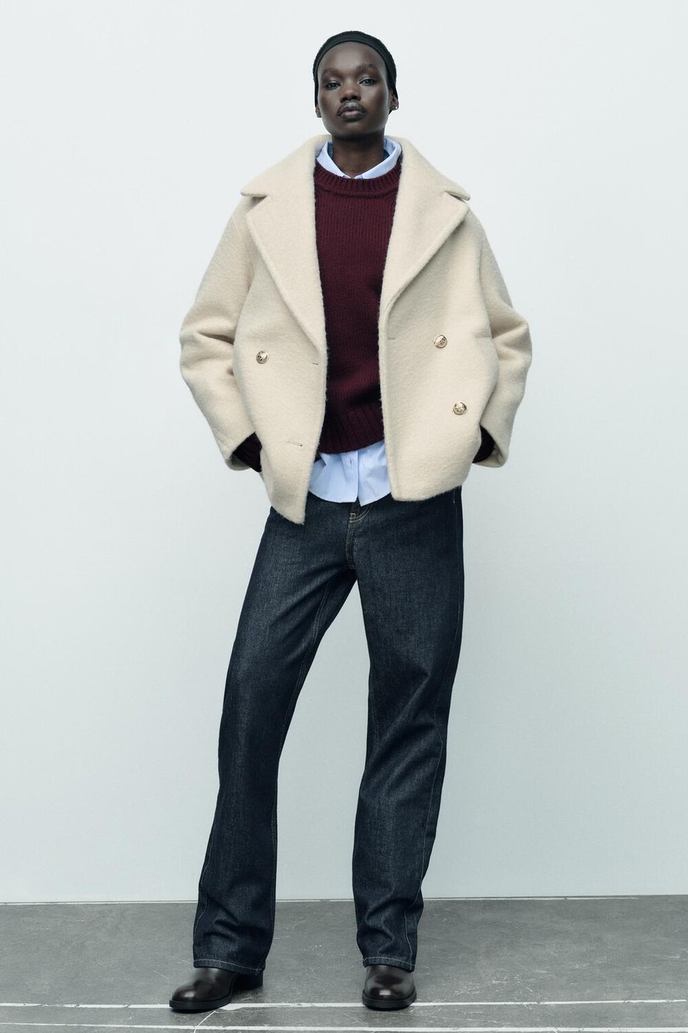 

Полудиненное пальто из букле ZARA, экрю