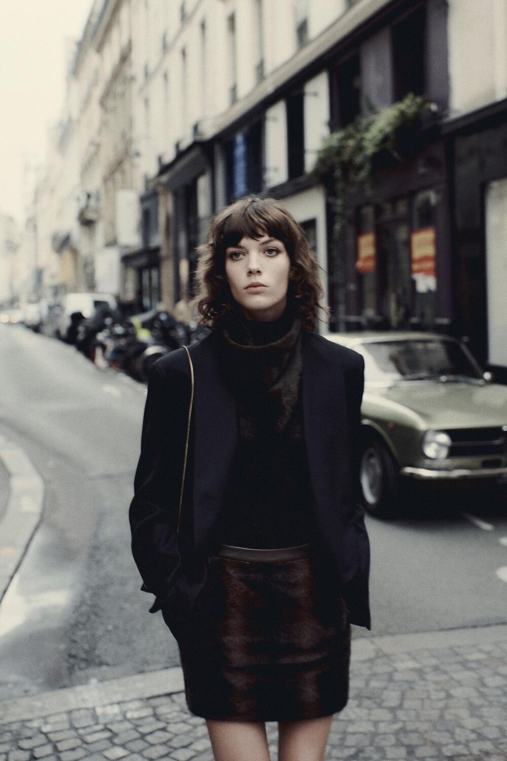 

Шерстяной пиджак в стиле смокинга ZARA, черный