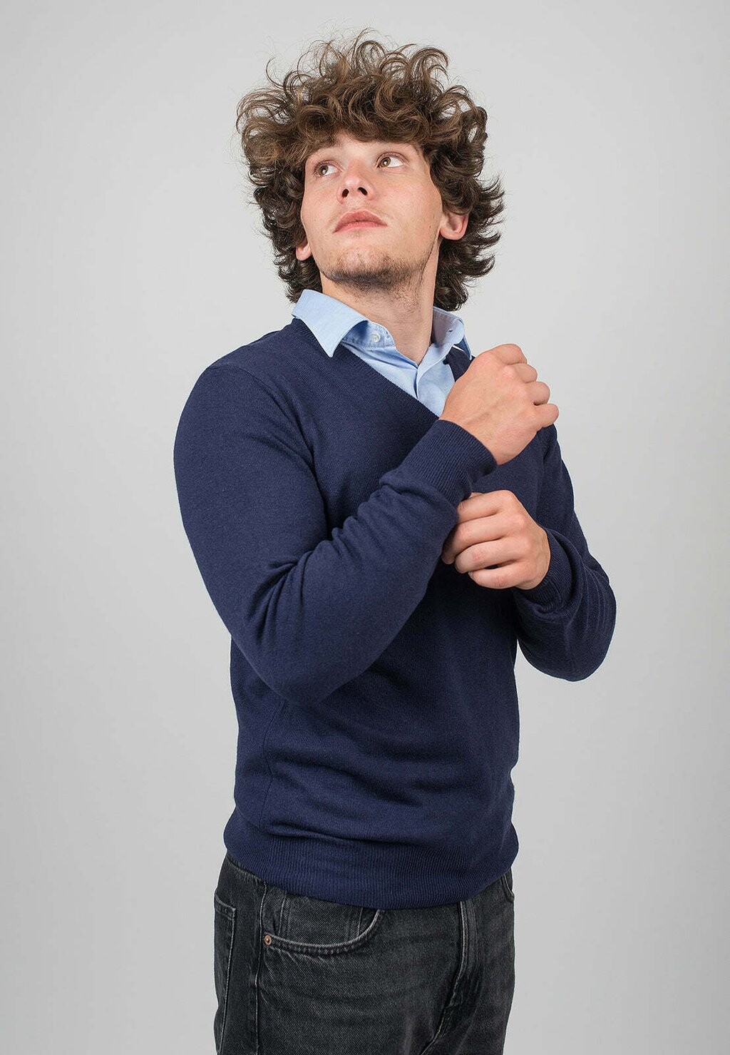 

Джемпер V-NECK Dalle Piane Cashmere, синий