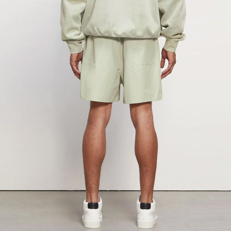 FW20 Повседневные шорты унисекс пыльно-зеленый Fear Of God Essentials, зеленый — фото 4