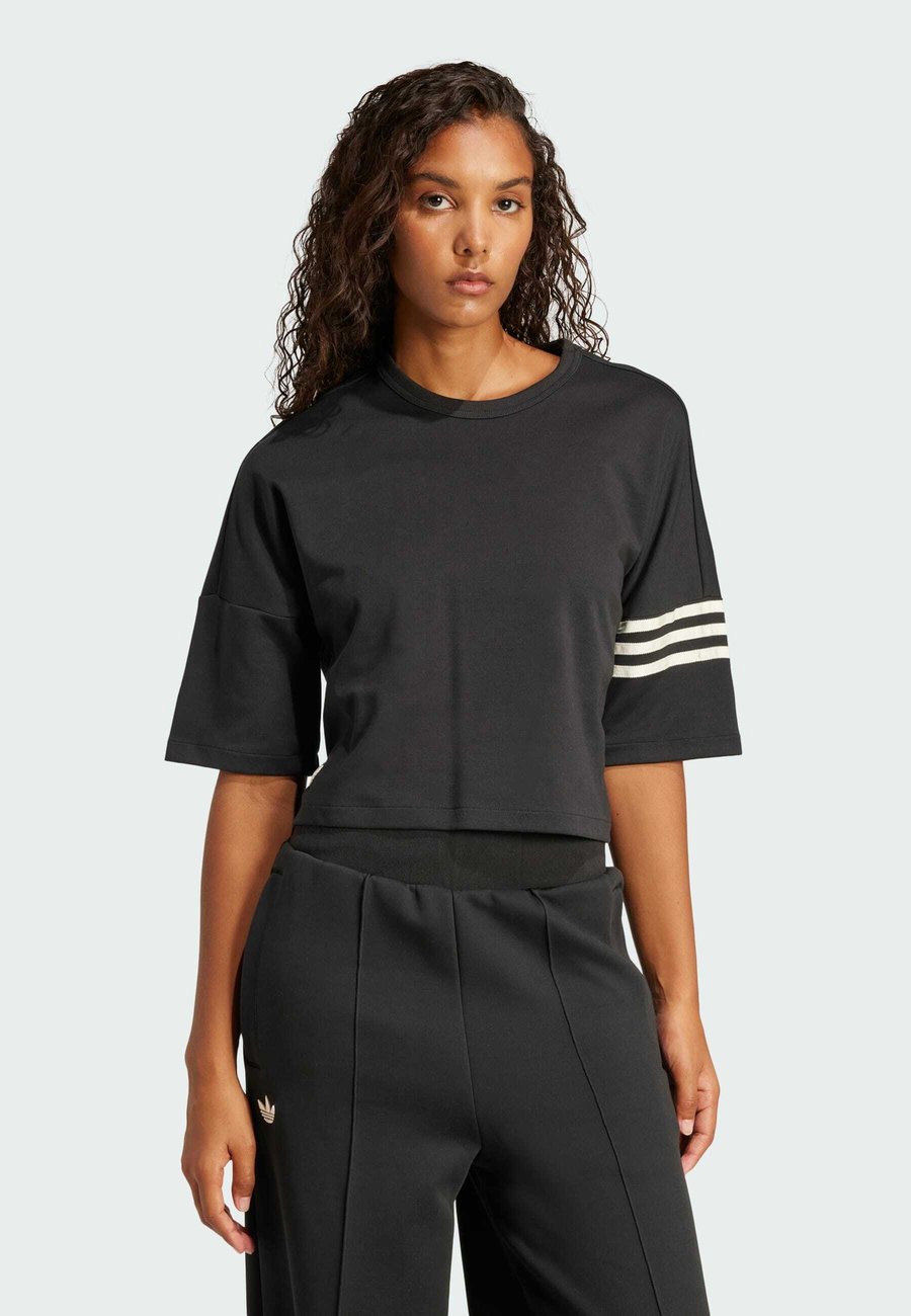 

Футболка Adidas Originals NEUCLASSICS, Black Cream White/Black