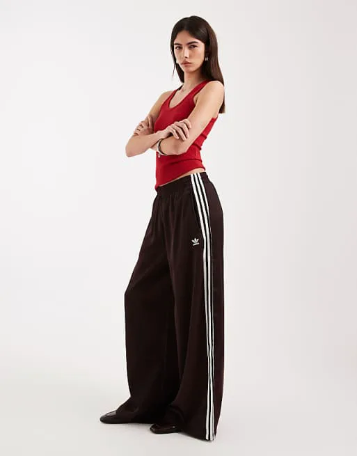 

Коричневые атласные широкие спортивные брюки adidas Originals