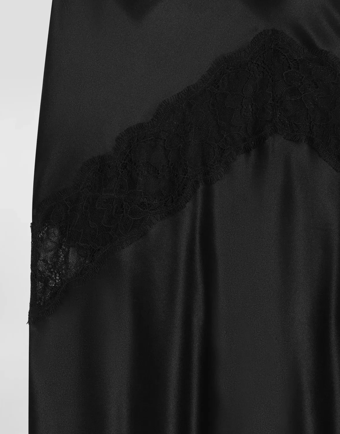 Шелковая атласная юбка DOLCE & GABBANA, черный — фото 4