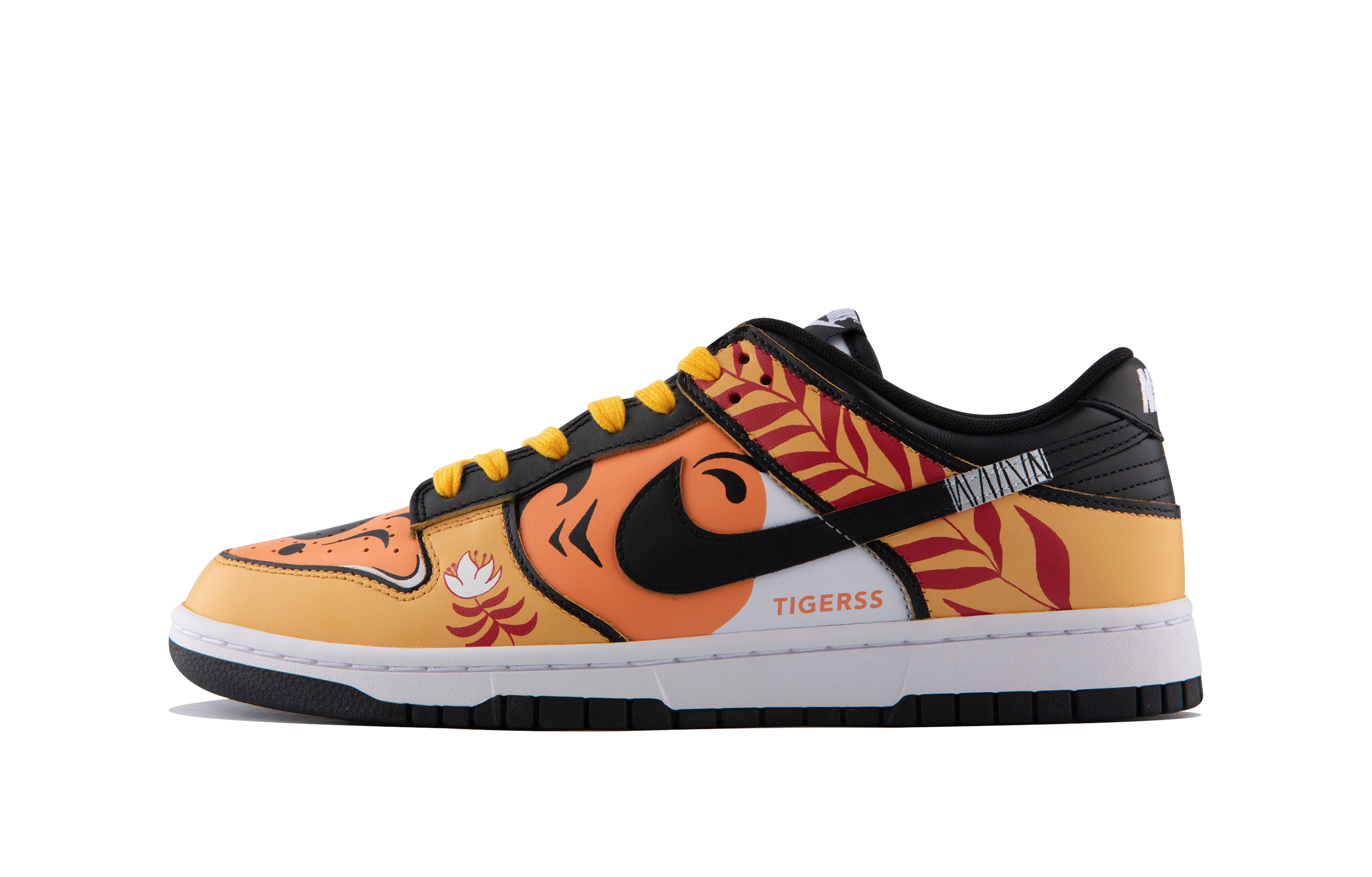 

Кроссовки Nike Dunk Skateboarding Shoes Unisex Low-top Black/yellow/orange, черный/желтый