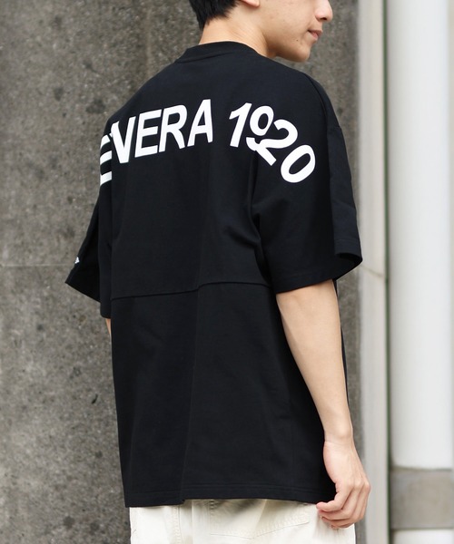 

Футболка с коротким рукавом свободного кроя, с принтом на спине NEW ERA, черный