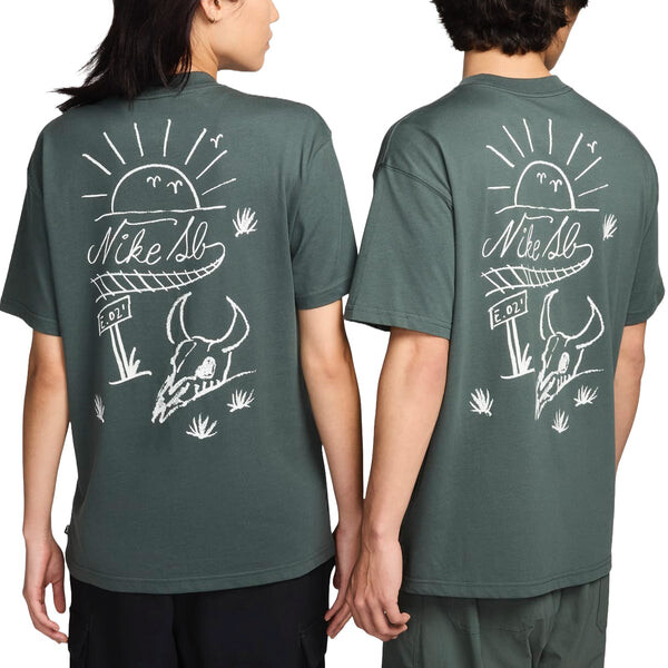 Футболка sb graphic skate t-shirt asia sizing 'dark green' Nike, зеленый — фото 2