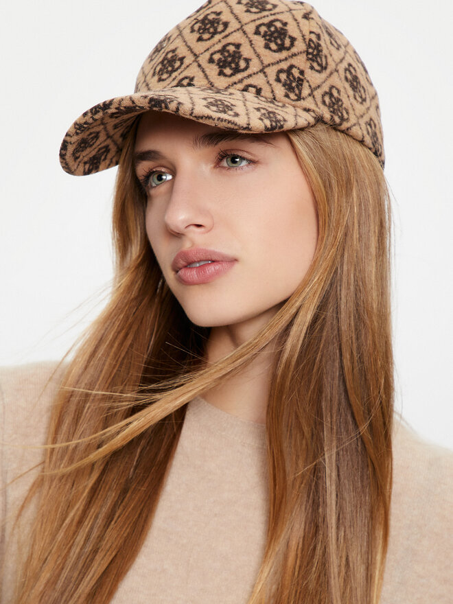 

Бейсболка Guess, бежевый