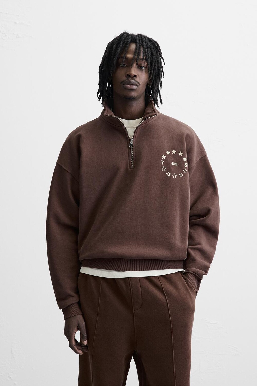 

Толстовка с принтом и четвертью молнии ZARA, коричневый