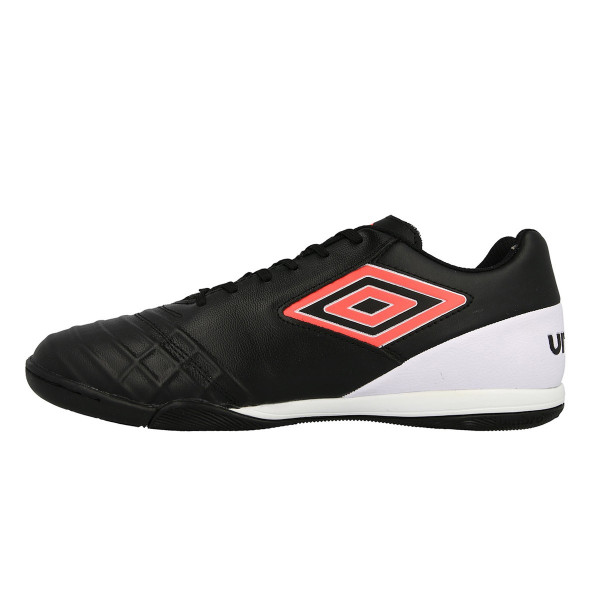 

Кроссовки стрелка Umbro