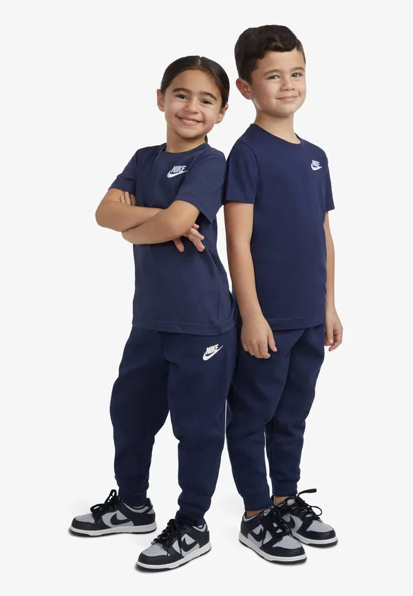 Футболка унисекс futura Nike Sportswear, Midnight Navy — фото 2