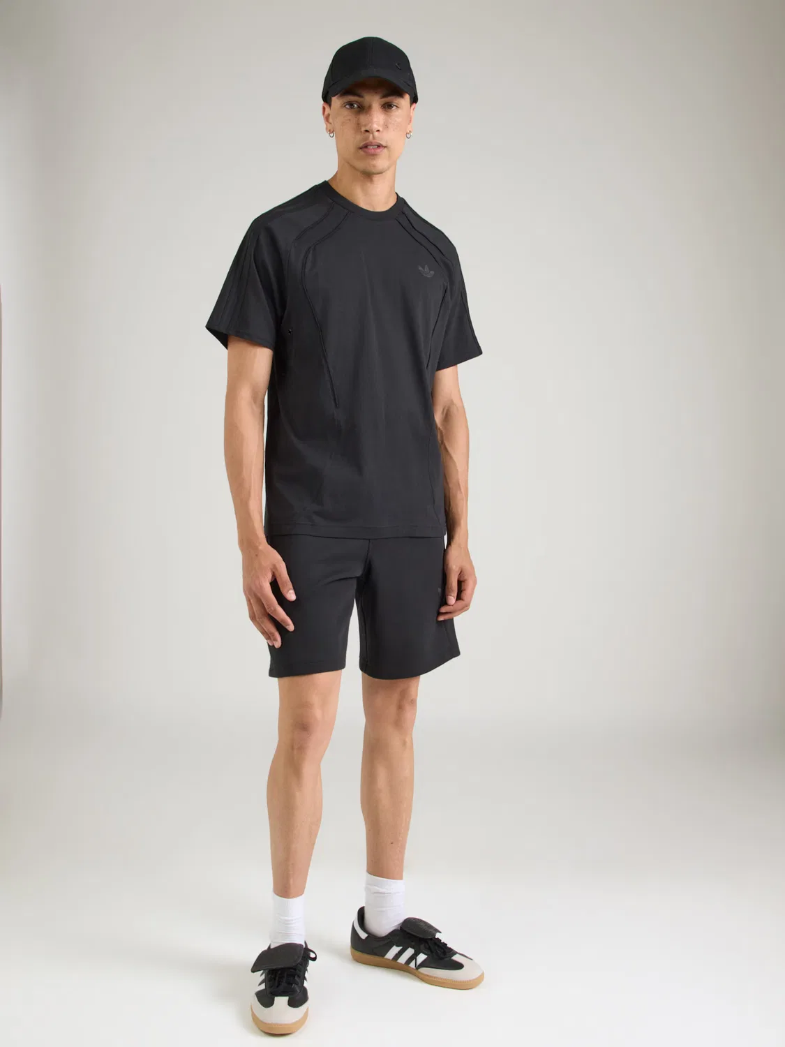 Черная футболка Adidas Originals Spacer Teamgeist 26 — фото 3