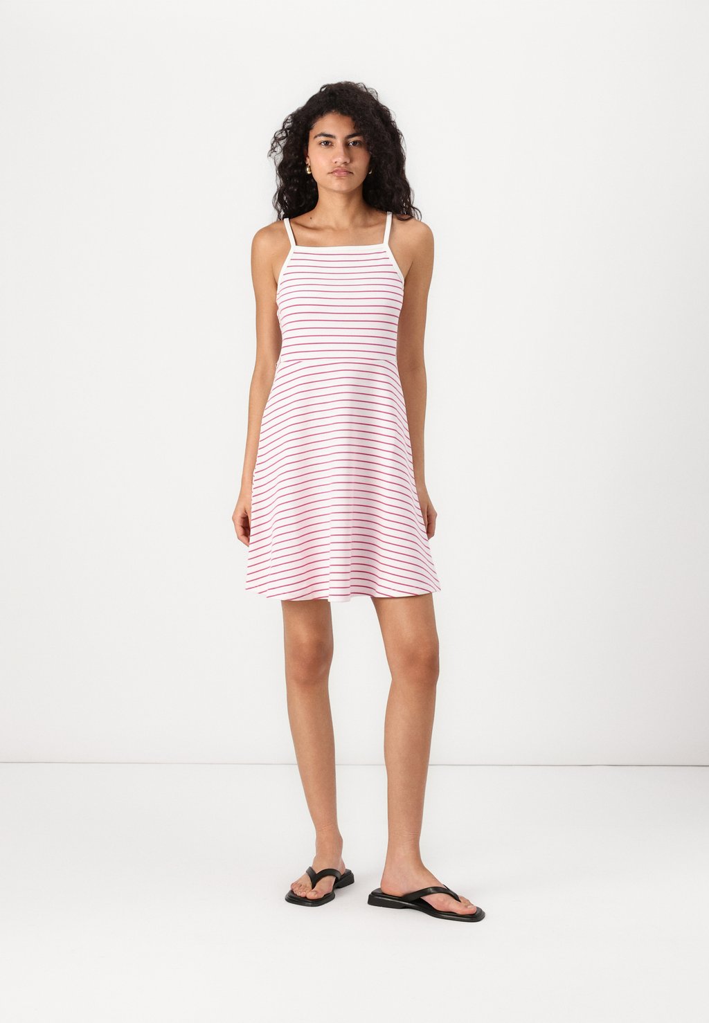 

Повседневное платье ONLDEMI DRESS ONLY, фуксия