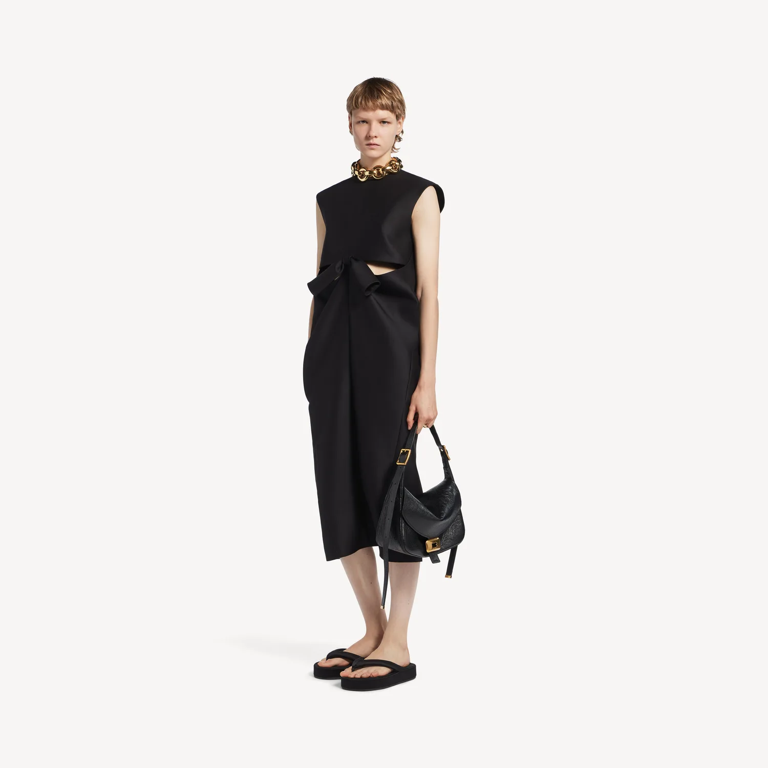 BALENCIAGA Женское платье-кокон черного цвета — фото 2