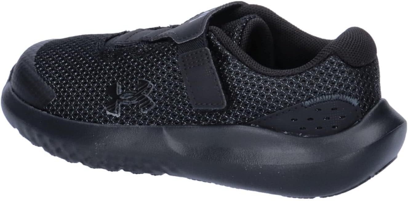 Детские кроссовки Under Armour Baby Girls' Surge 4 с альтернативной застежкой, (002) Black/Black/Black — фото 3