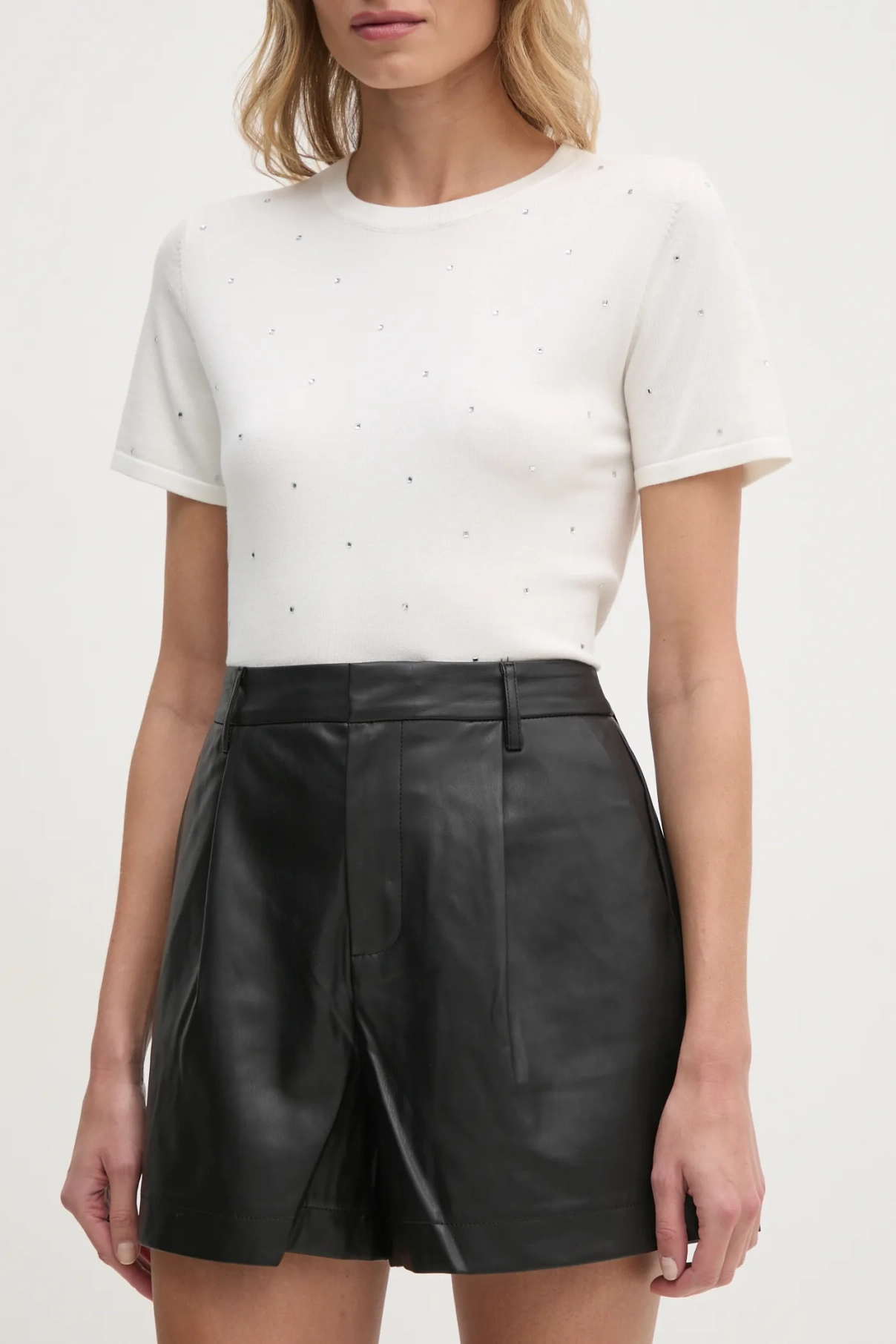 

Dkny шорты, черный
