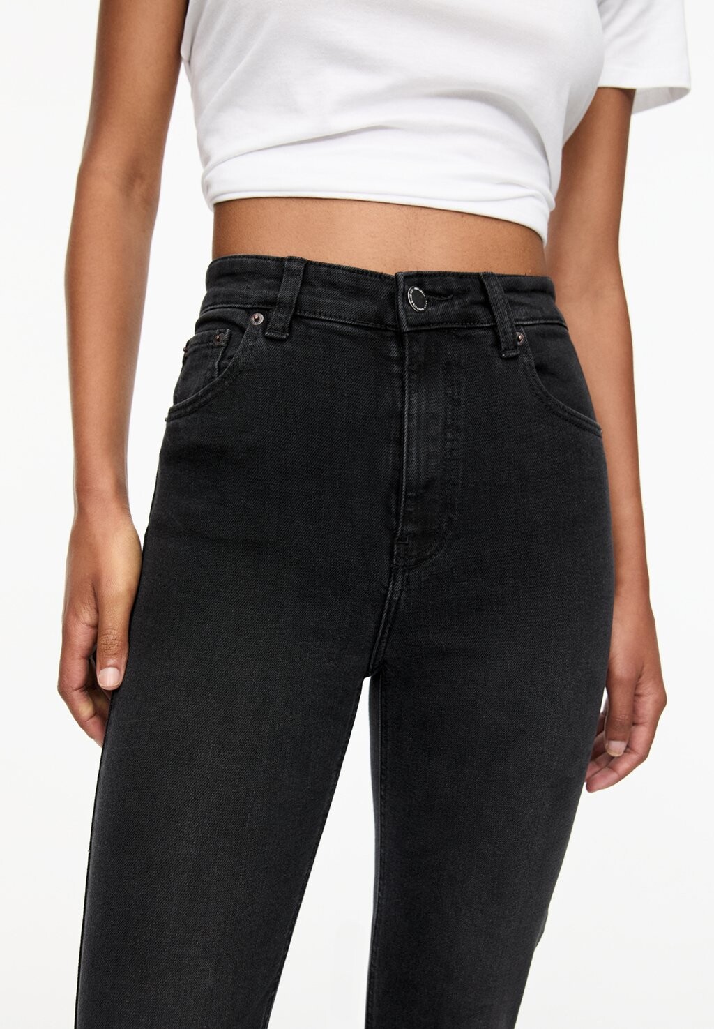 

Джинсы прямого кроя COMFORT PULL&BEAR, черный
