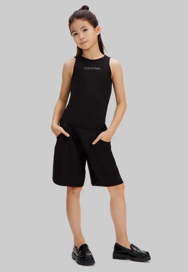 Бермуды Punto milano Calvin Klein Jeans, ck black