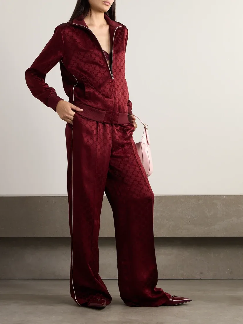 Спортивная куртка GUCCI сатиновый жаккард, свободный крой, бордовый — фото 2