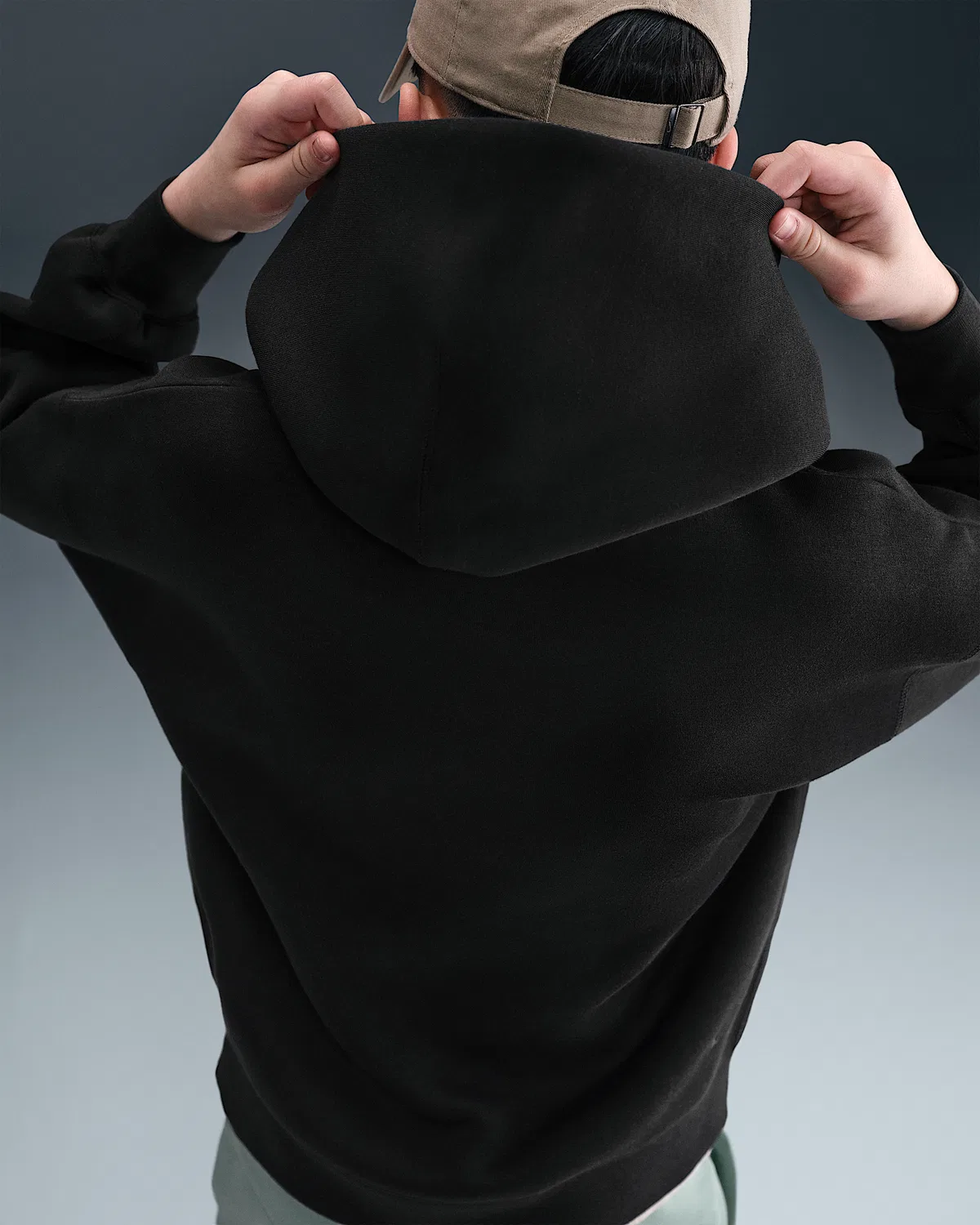 Детская (мальчиковая) оверсайз худи Nike Sportswear Tech Fleece, Black/Black — фото 2