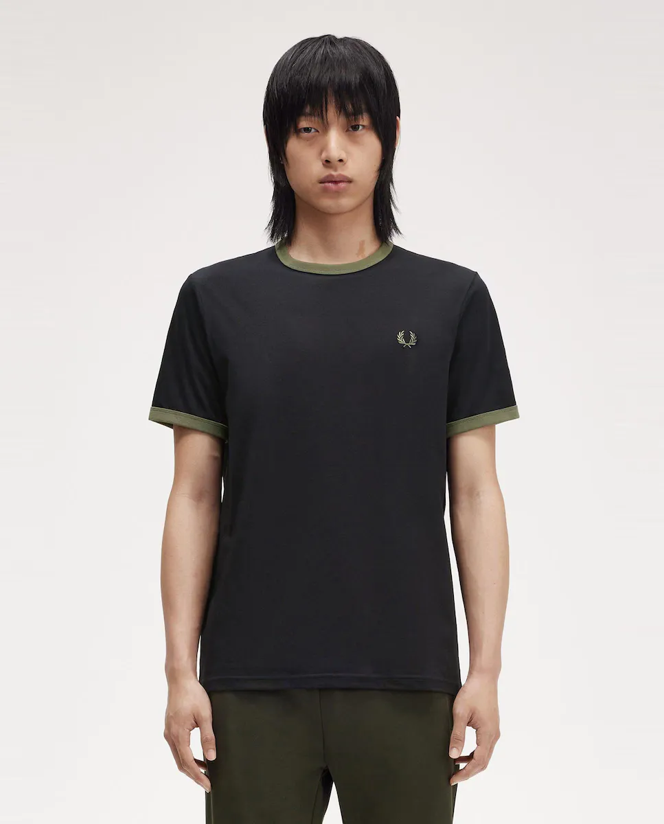 

Футболка мужская с короткими рукавами и круглым вырезом Fred Perry, черный