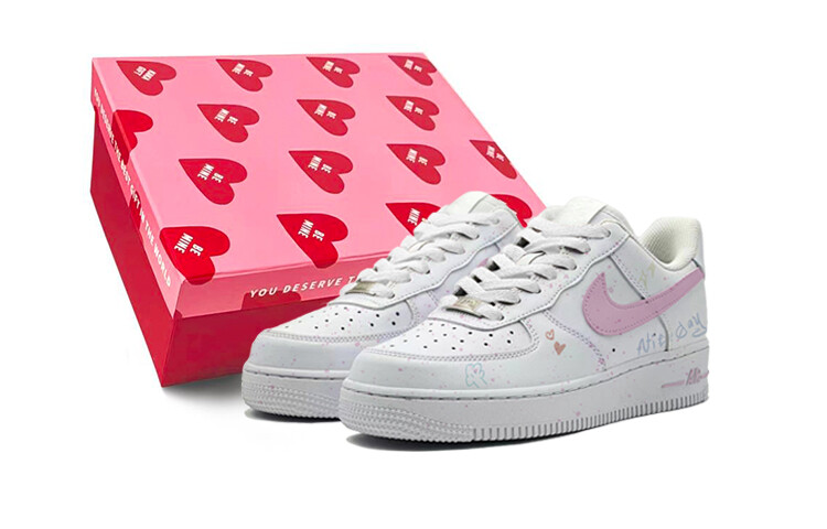 

Мужские кроссовки для скейтбординга Nike Air Force 1, White