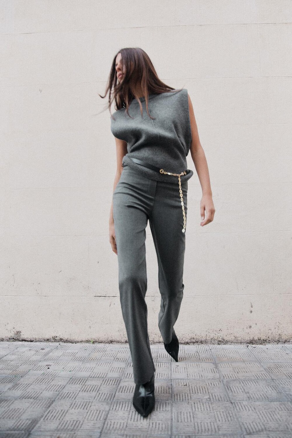 

Леггинсы клёш с боковыми карманами ZARA, серый мергель