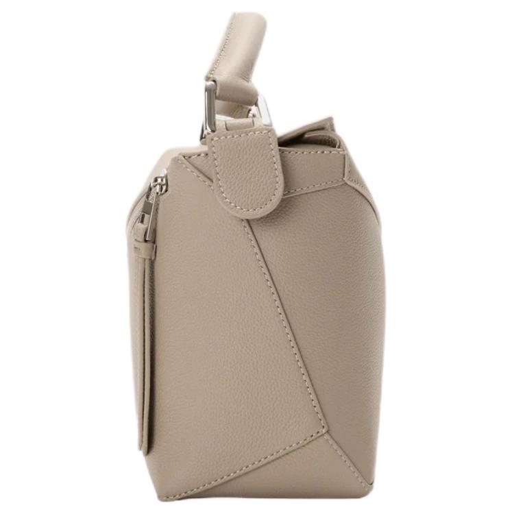Сумка-пазл Small из мягкой зернистой телячьей кожи для женщин, цвет Clay LOEWE, basic set (bag+dust bag) — фото 3