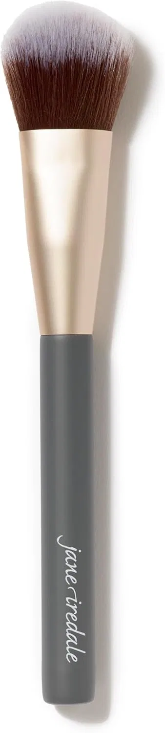 Кисть для щек jane iredale, средняя скошенная, серая
