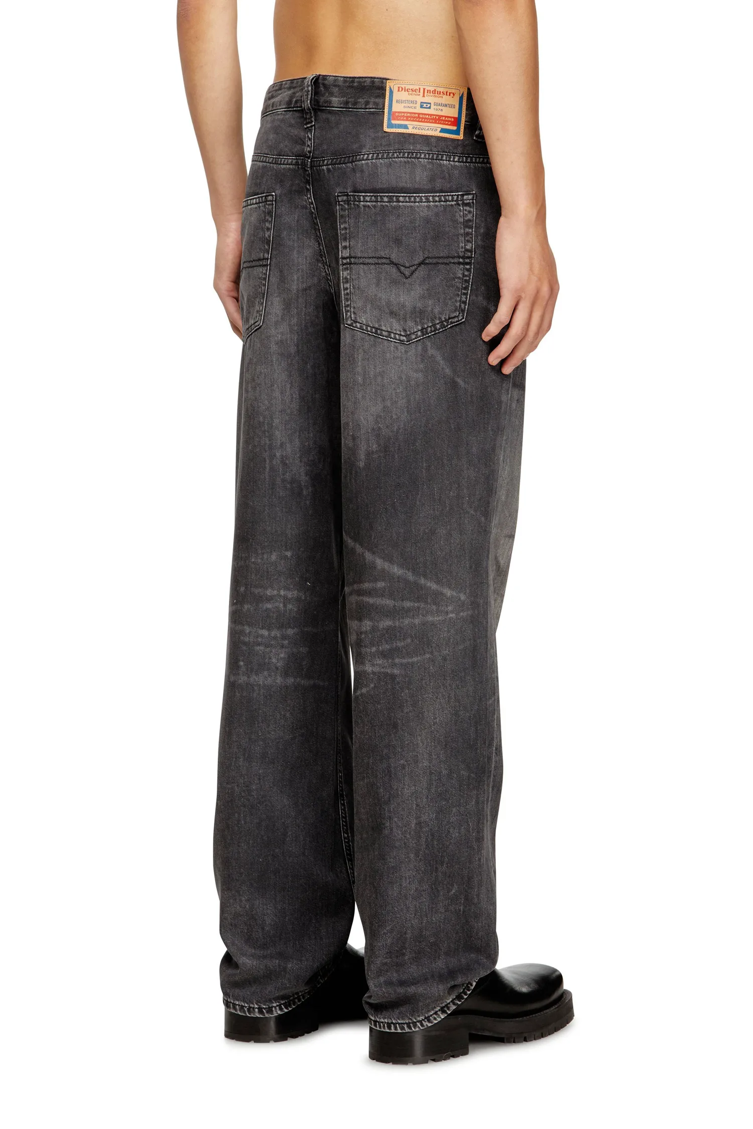Мужские свободные джинсы из денима D-Macro 2001 года. Diesel, black — фото 4