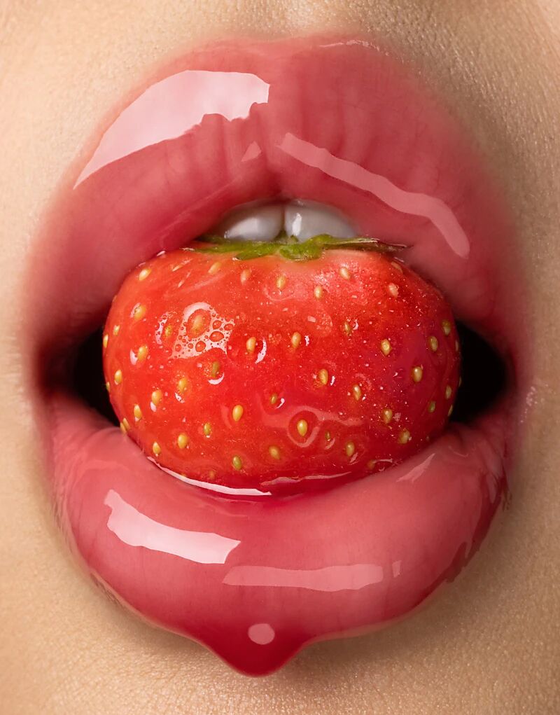 Масло для губ Gisou Honey Infused, оттенок Strawberry Sorbet — фото 4