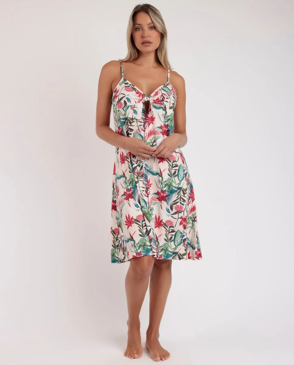 

Короткая женская ночная рубашка из красного вискозного трикотажа Admas, красный