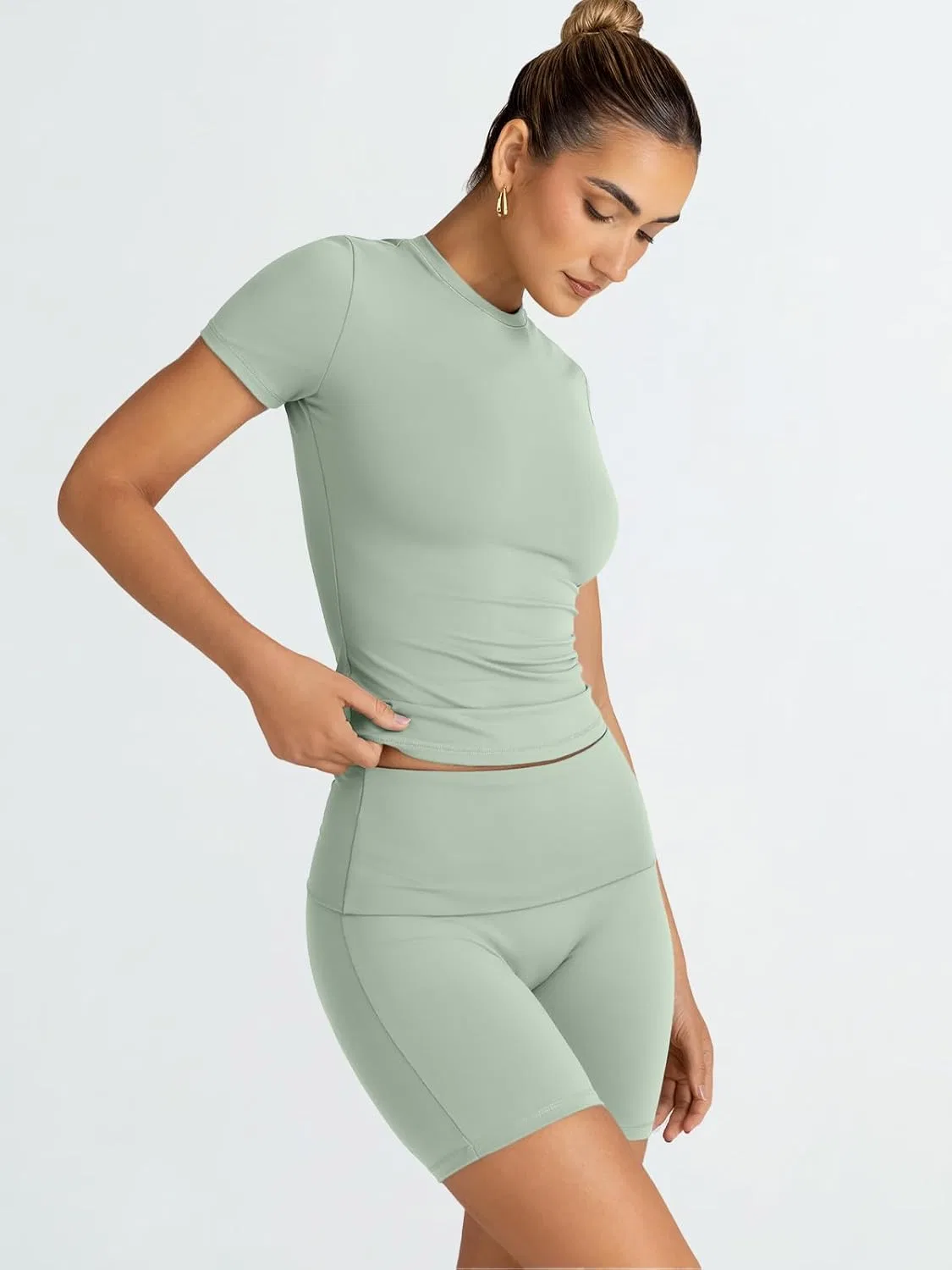 Trendy Queen Модный комплект из двух предметов для летних тренировок, спортивный костюм, шорты, одежда для пилатеса и йоги, одежда для прогулок, весенняя спортивная удобная одежда для активного отдыха, Grassgreen — фото 3
