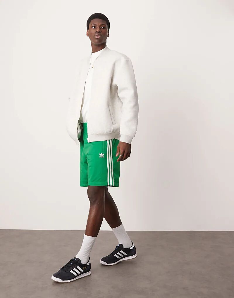 

Шорты Adicolor Firebird зеленого цвета adidas Originals