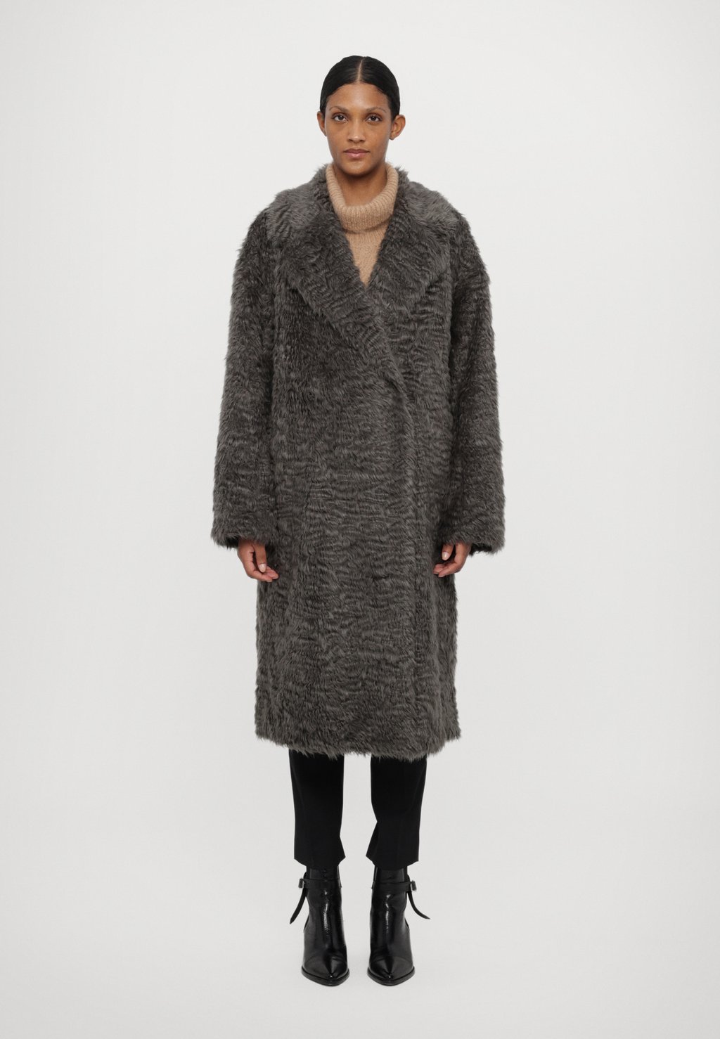 

Зимнее пальто NICOLE COAT STAND STUDIO, серый