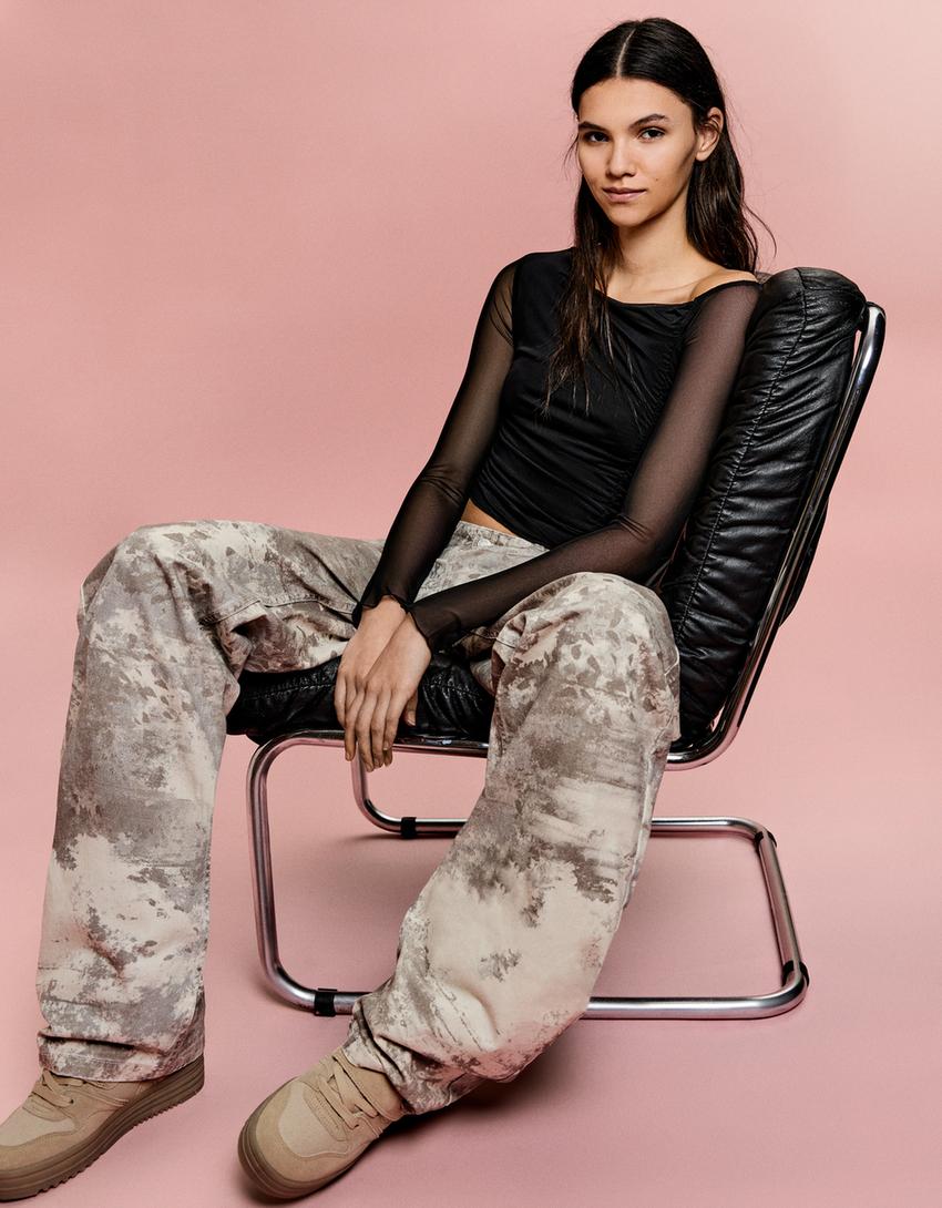 

Футболка с длинным рукавом из присборенного тюля Bershka, черный
