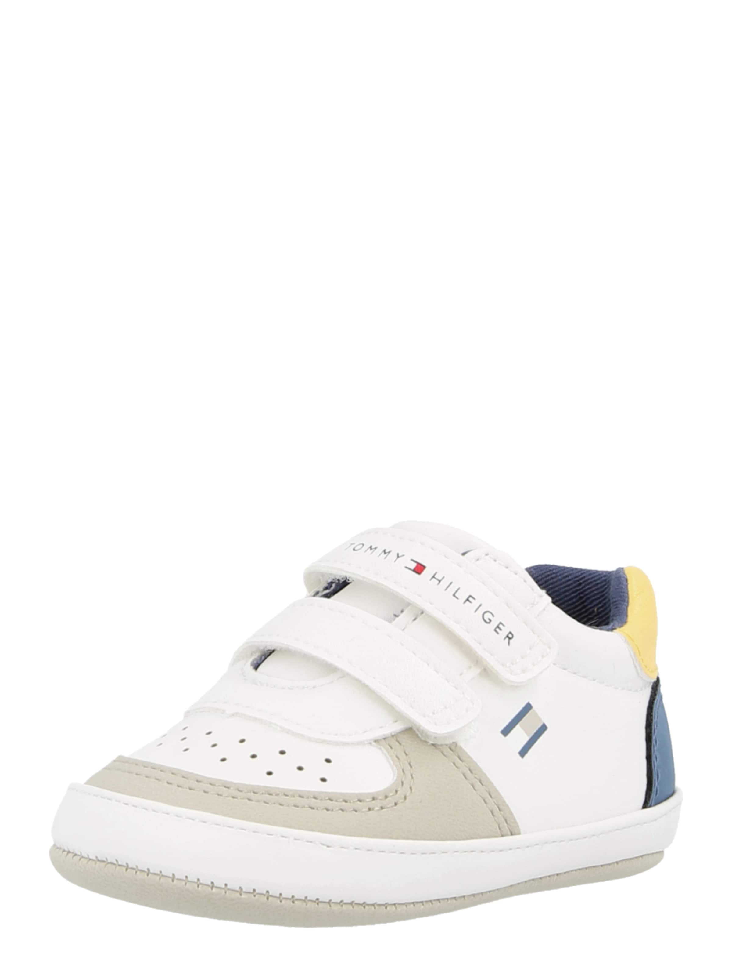 

TOMMY HILFIGER Кроссовки 'KIKI' в белом цвете