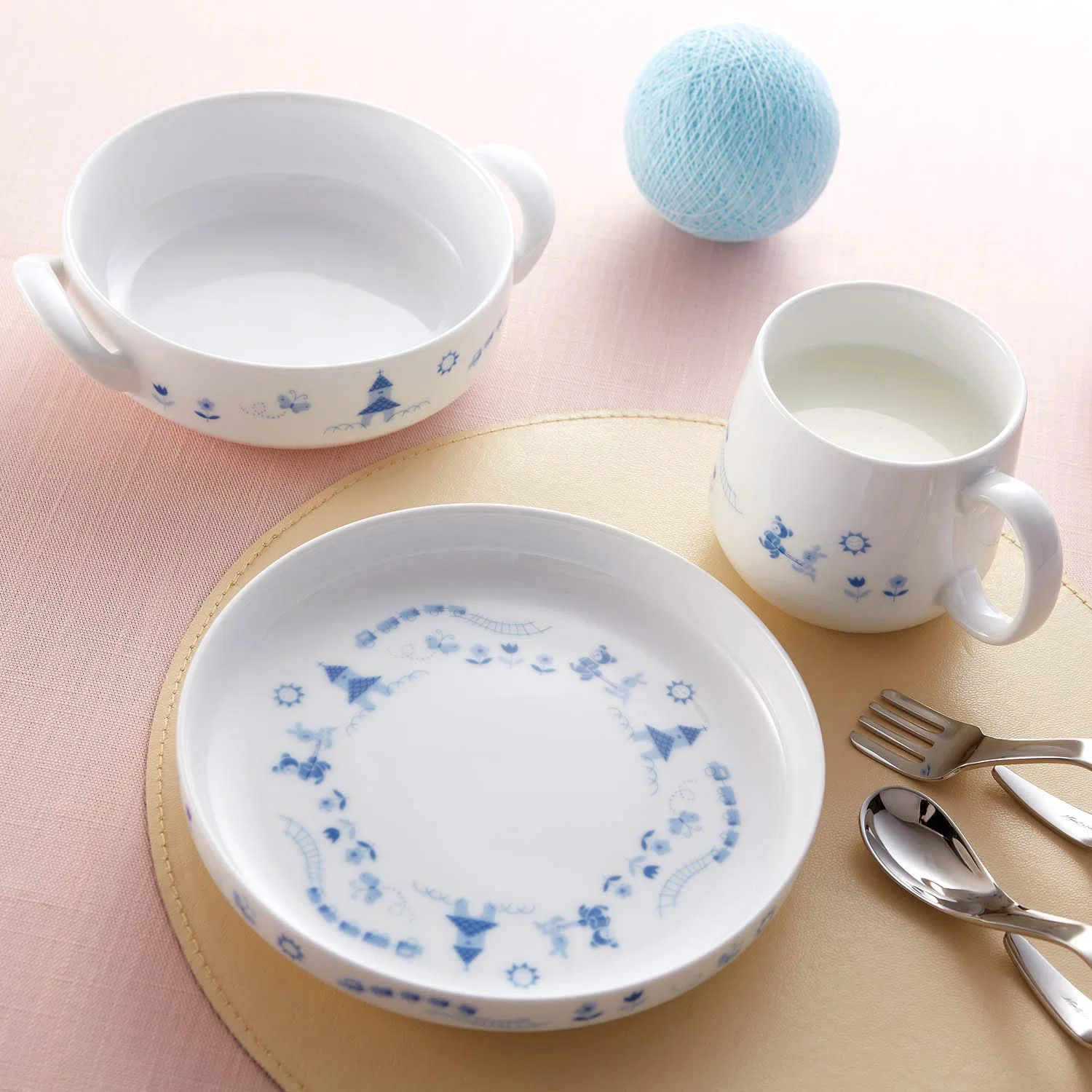 Детская миска с ручкой «Light Step» 16 см, голубая, от Noritake — фото 2