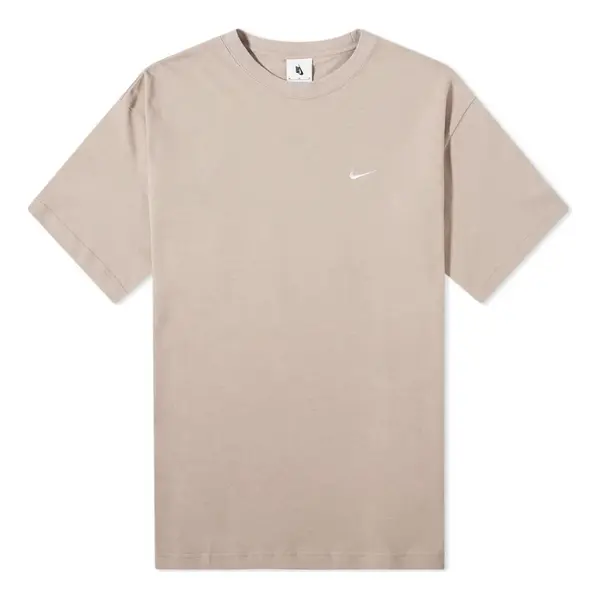 

Футболка Nike NRG Solo Swoosh T-Shirt 'Malt White', цвет malt/white