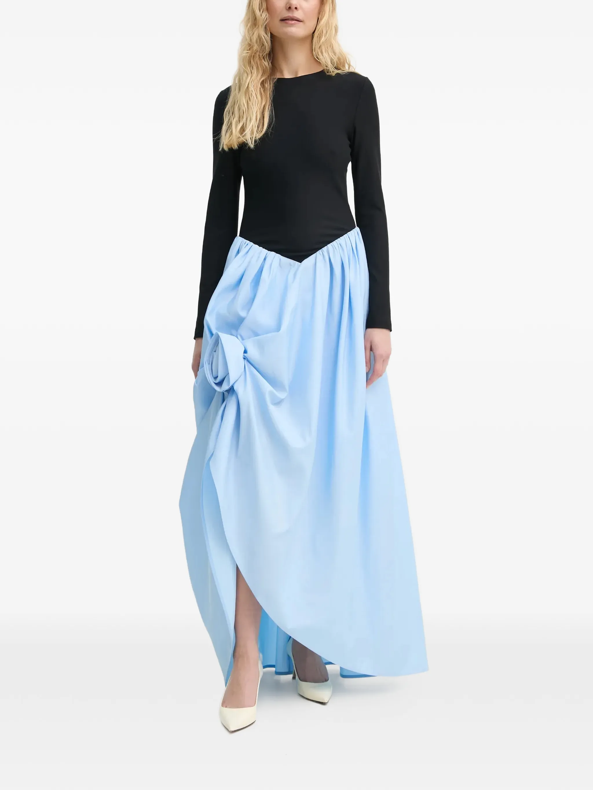 

Платье макси с длинными рукавами и цветочным принтом Sleeper, синий