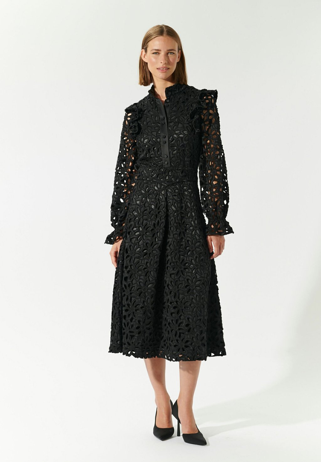 

Платье-рубашка DIVINADEA Dea Kudibal, черный