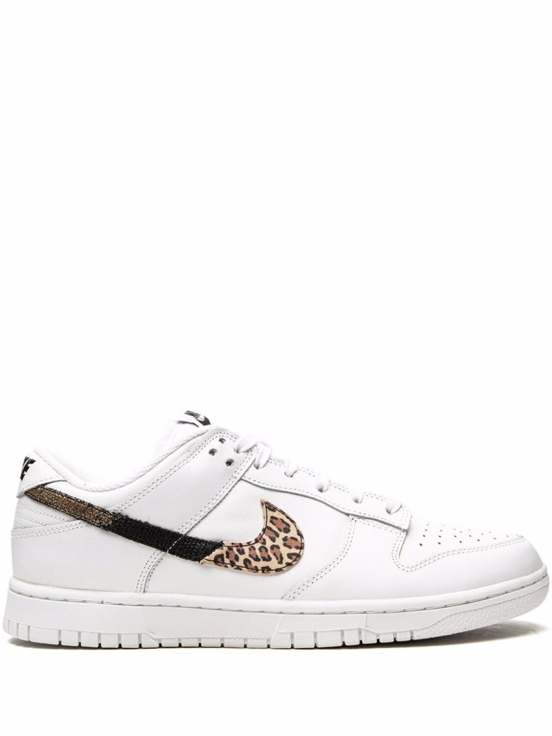 

Кроссовки Dunk Low SE Nike, белый
